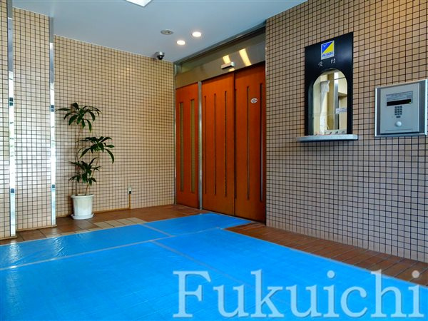 メモアール柿の木坂のロビー