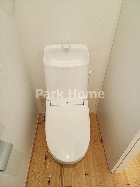 高知市神田①　戸建てのトイレ