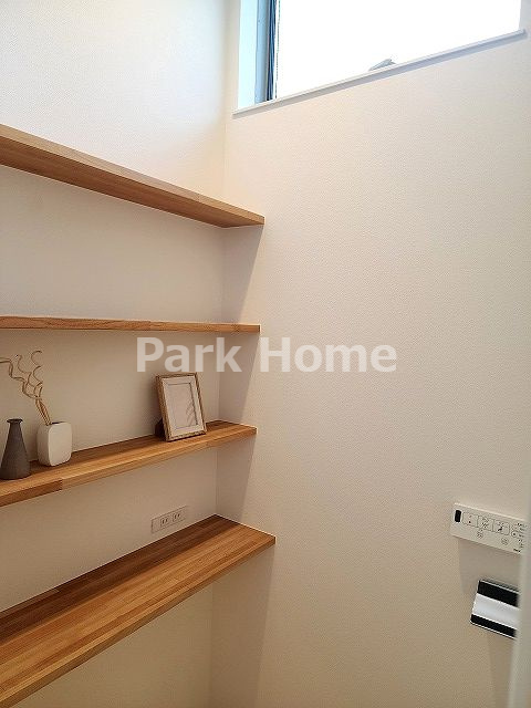 高知市神田①　戸建てのトイレ