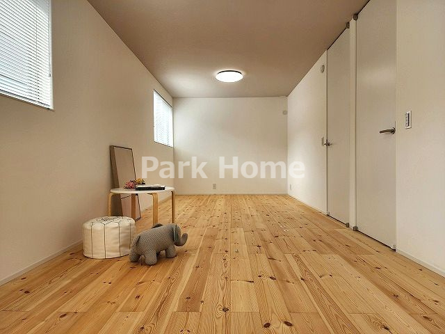 高知市神田①　戸建ての洋室|２F：12洋室