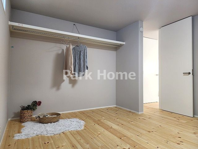 高知市神田①　戸建ての洋室|２F：7.5洋室