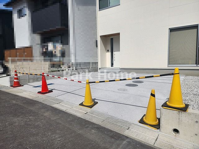 高知市神田①　戸建ての駐車場