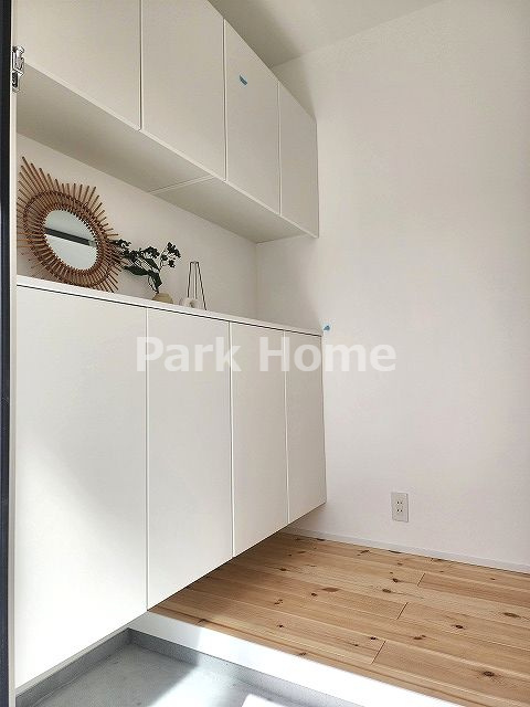 高知市神田①　戸建ての玄関