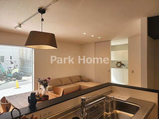 高知市神田①　戸建ての居間・リビング