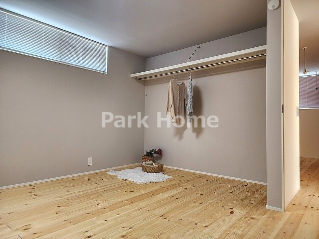 高知市神田①　戸建ての洋室|２F：7.5洋室