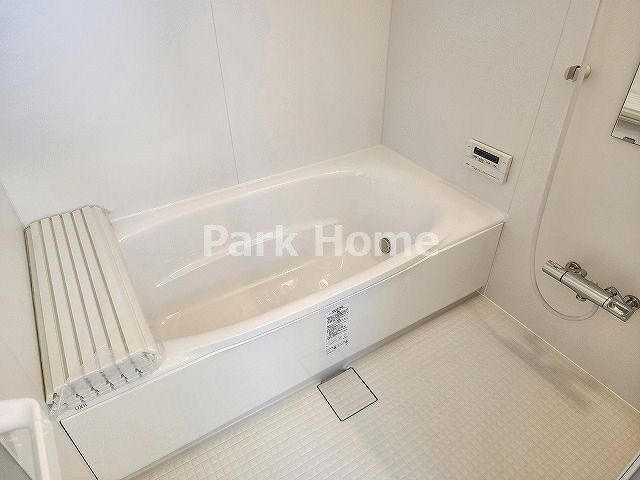 高知市神田①　戸建ての浴室