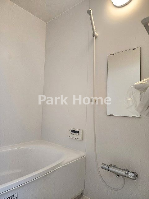 高知市神田①　戸建ての浴室