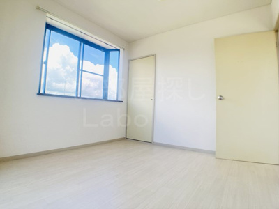 【居間・リビング】 | 相湘11栄町ビル