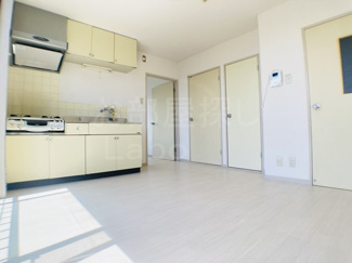 【居間・リビング】 | 相湘11栄町ビル