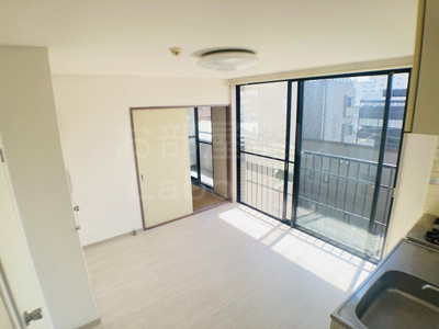 【居間・リビング】 | 相湘11栄町ビル