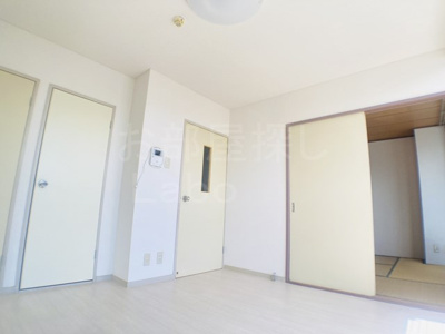 【居間・リビング】 | 相湘11栄町ビル