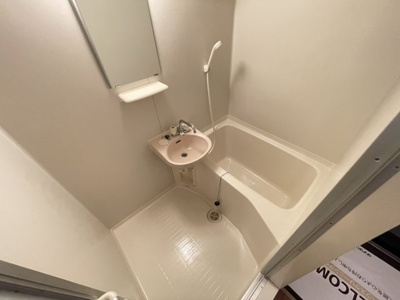 【浴室】 | ベルデュール | 別号室の参考写真です