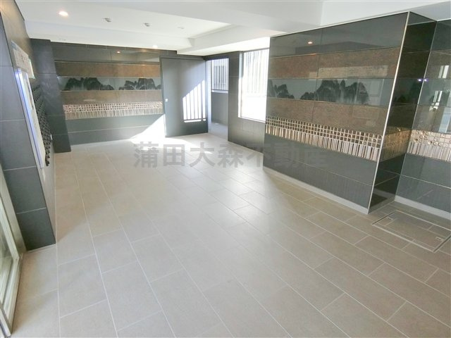 エステムプラザ蒲田TAKARABUNEのエントランス