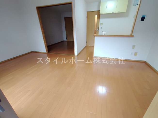 【居間・リビング】 | アールズコート