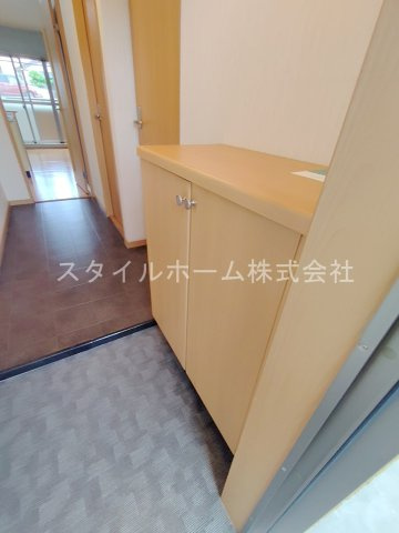 【玄関】 | アールズコート