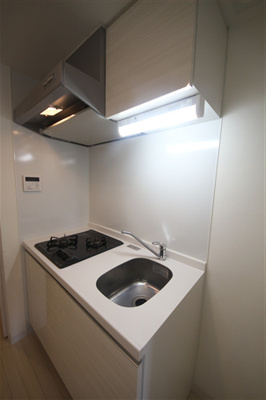 【キッチン】 | ファーストフィオーレ梅田イースト