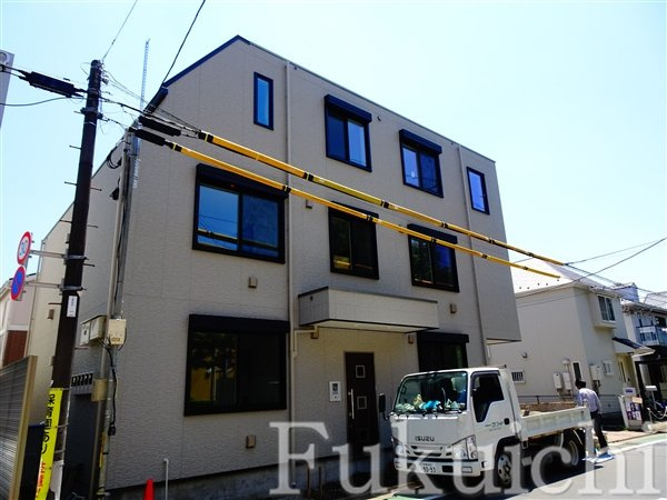 モンシャトー下馬の外観