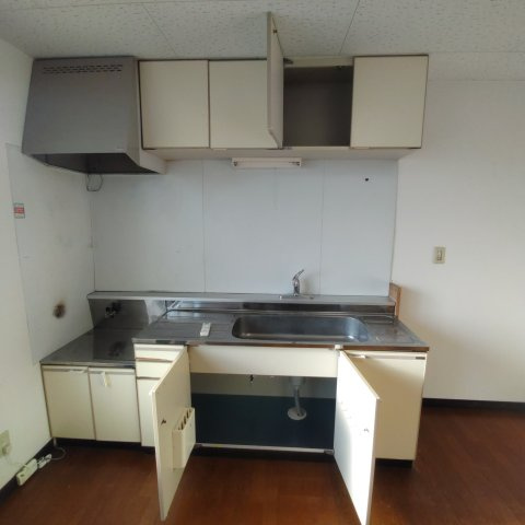 吉岡ハイツ5号棟のキッチン