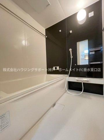 クローバー富士5号館の浴室