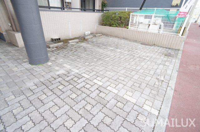 熊本市西区蓮台寺１丁目のアパートの駐車場