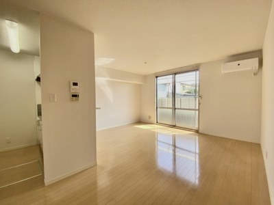 【居間・リビング】 | シャーメゾン下中島