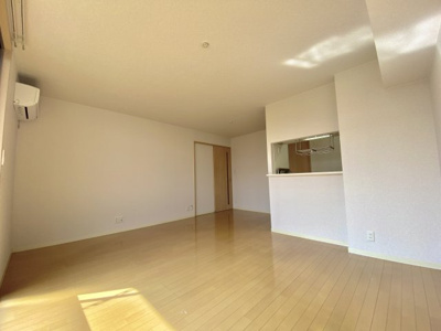 【居間・リビング】 | シャーメゾン下中島