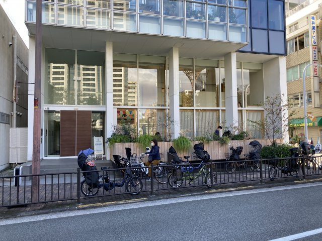 グラスハウスの外観