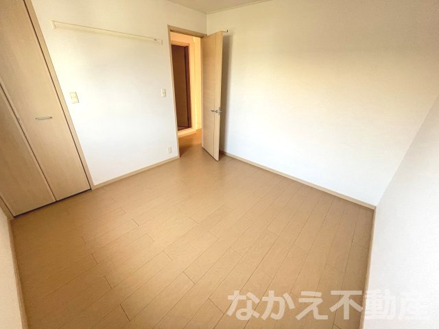 【寝室】 | 落ち着いた色調の寝室です