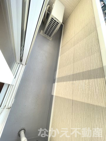 【バルコニー】 | 暖かな日差しのふりそそぐバルコニー