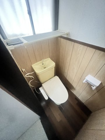 みどり台貸戸建のトイレ