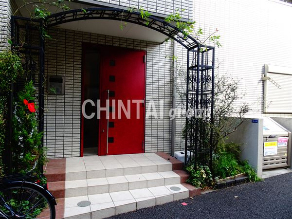 パティオフェリスのエントランス