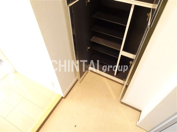 パティオフェリスの玄関