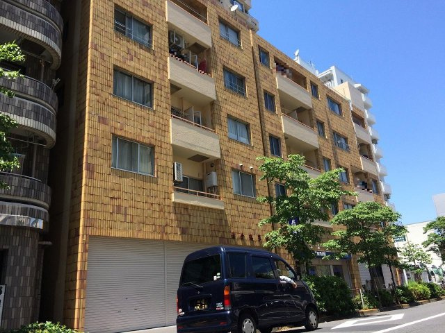 サニー大久保の外観