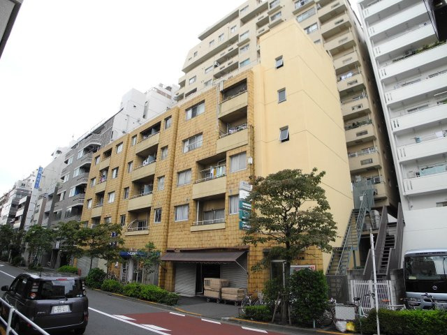 サニー大久保の外観