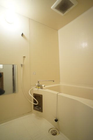 熊本市北区清水東町の賃貸マンションの浴室