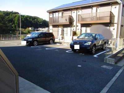 【駐車場】 | ヴェルデ コリーナ 参番館