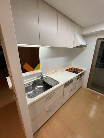 アーサー六ツ門プレミアムタワーのキッチン|お料理しやすいキッチンです※別号室の写真です
