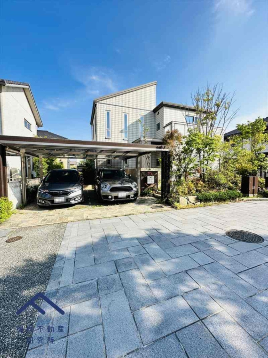 東区香椎照葉２丁目　戸建ての駐車場