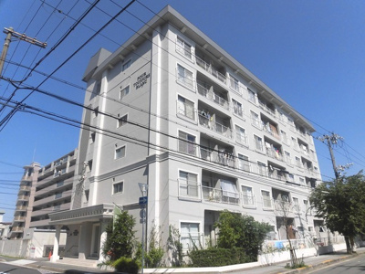 【外観】 | プール・トゥジュールブラン | ヨーロピアン調の外観です