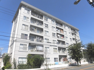 【外観】 | プール・トゥジュールブラン | ヨーロピアン調の外観です