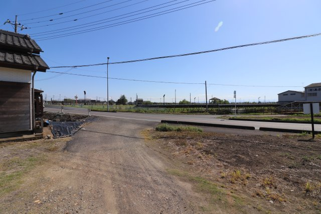 足利市小曽根町の売地の前面道路含む現地写真