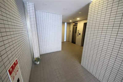 【エントランス】 | ウィスタリア新北野
