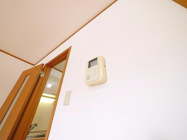 ベルチェーロの設備|モニター付きインターホン