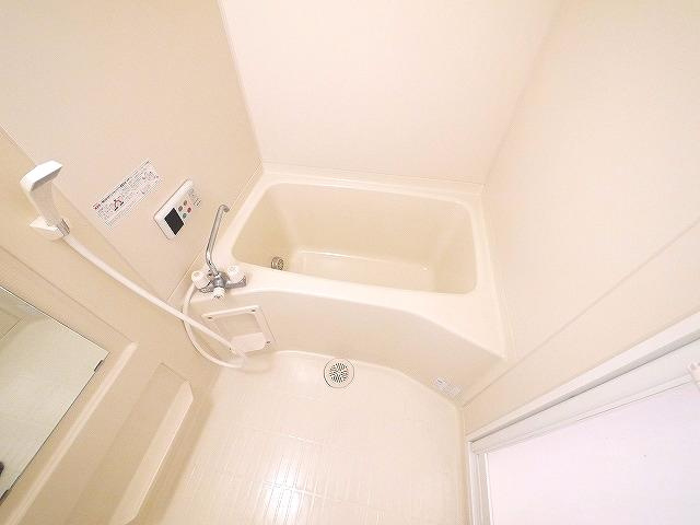 ベルチェーロの浴室|コンパクトで使いやすいお風呂です