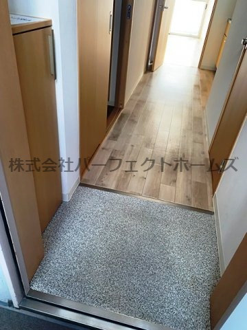 クリザンテェーモの玄関|明るい玄関です
