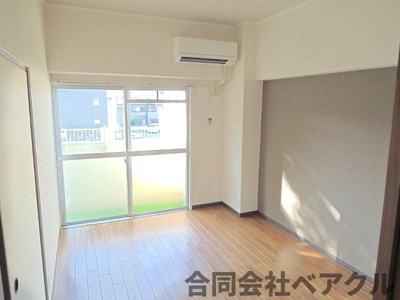 【居間・リビング】 | 勧修寺ハイツ