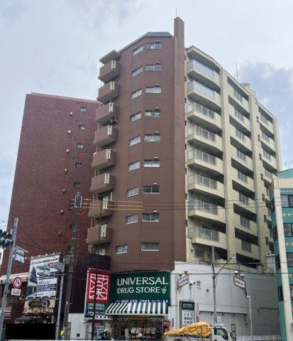 鶯谷日伸ハイツの外観