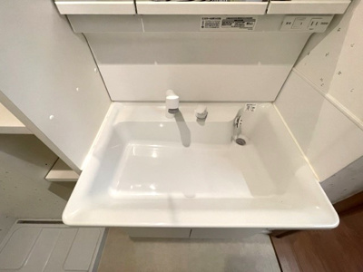 【独立洗面台】 | プラザ塚 Ａ棟