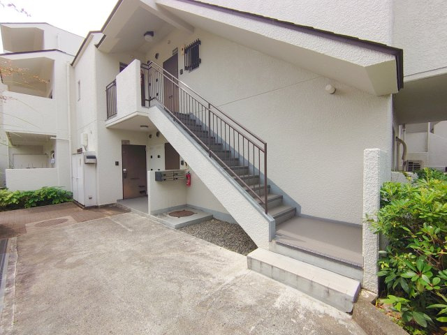 【エントランス】 | ドルミ宝塚御殿山