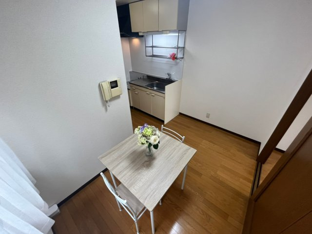 サプリーム神田の居間・リビング|サプリーム神田
※反転タイプ